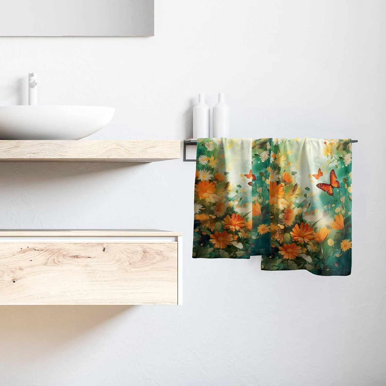 Butterfly Flower Hand Towel - Face Towels Set of 2 Floral Kitchen Tea Towels Butterflies Flowers Fingertip Towel for Bathroom Hotel Spa Decor Gift