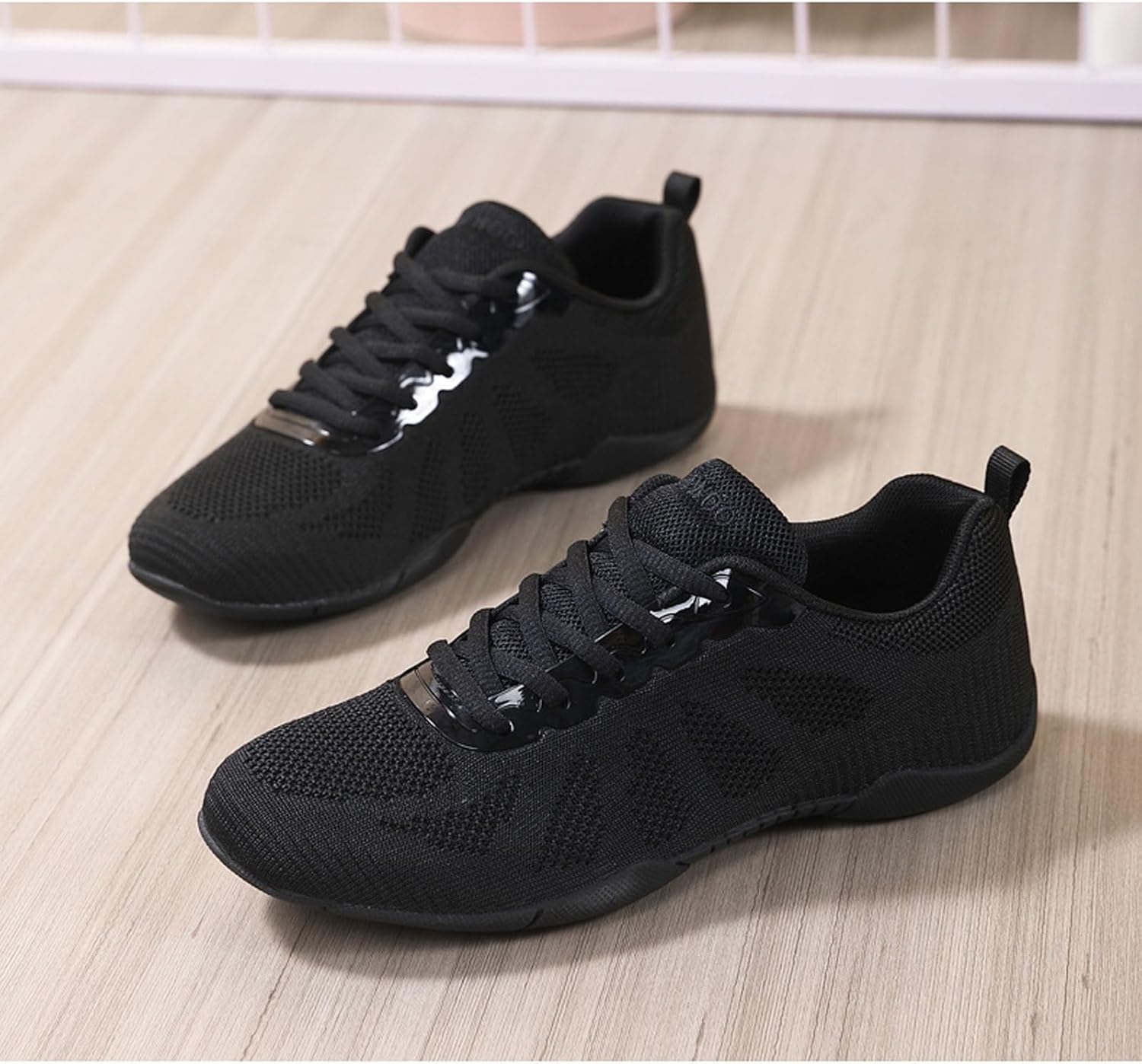 Girls White Cheerleading Cheer Shoes Womens Dance Sneakers Athletic Training Tennis Breathable Competition Walking Shoes