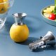 thumbnail image 4 of Exprimidor de limones de acero inoxidable, exprimidor manual con tapa de rosca resistente for limones, limas y naranjas, 4 of 7