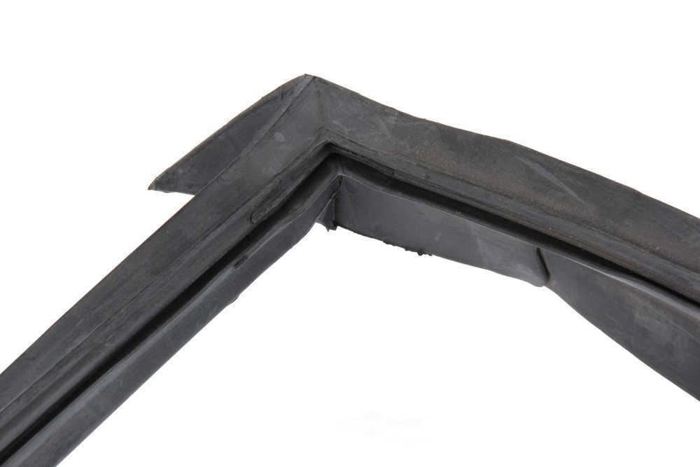 URO Parts 90154390220 Quarter Window Seal