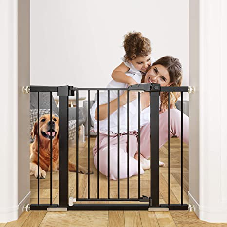 White 75-83 x 104 cm Bettacare Child and Pet Gate 