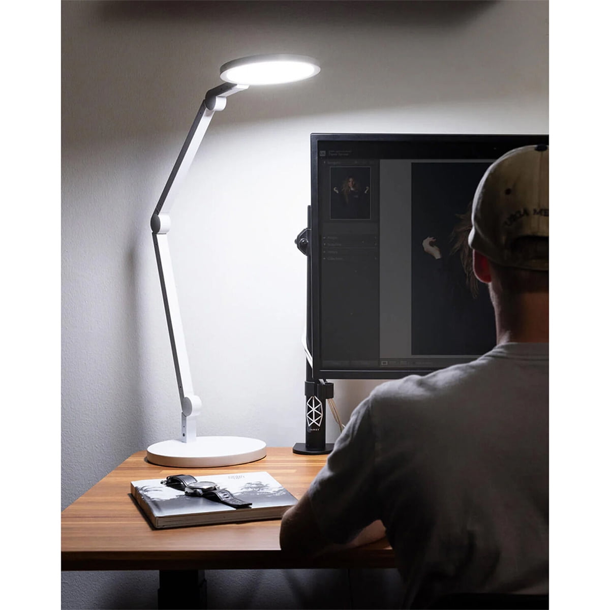 Lume Cube Edge Light 2.0 Bi-Color LED Desk Lamp with Electronic Base, White