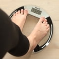 thumbnail image 3 of Escali Digital Glass Bath Scale for Body Weight, Bathroom Body Scale, High Capacity of 400 lb, Battery Included, Clear Round Platform, 3 of 4