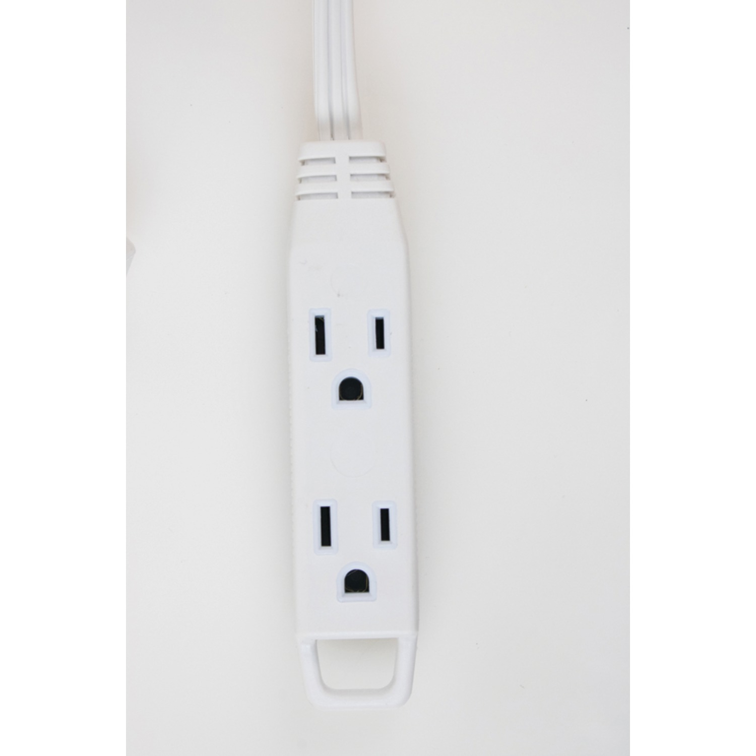 Axis 3-outlet Indoor Extension Cord, 8ft (white) 4 Pack - image 3 of 11