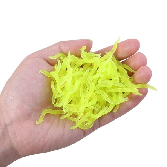 100Pcs Fishing Lures, Soft Red Worm Lure 1.6Inch (40mm) 0.006oz Fishing Bait for Bass Trout, Ideal for Freshwater Saltwater, Fishing Gear for Anglers & Fishermen