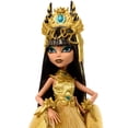 thumbnail image 2 of Muñeca de Colección Monster High Howliday Winter Cleo, 2 of 5