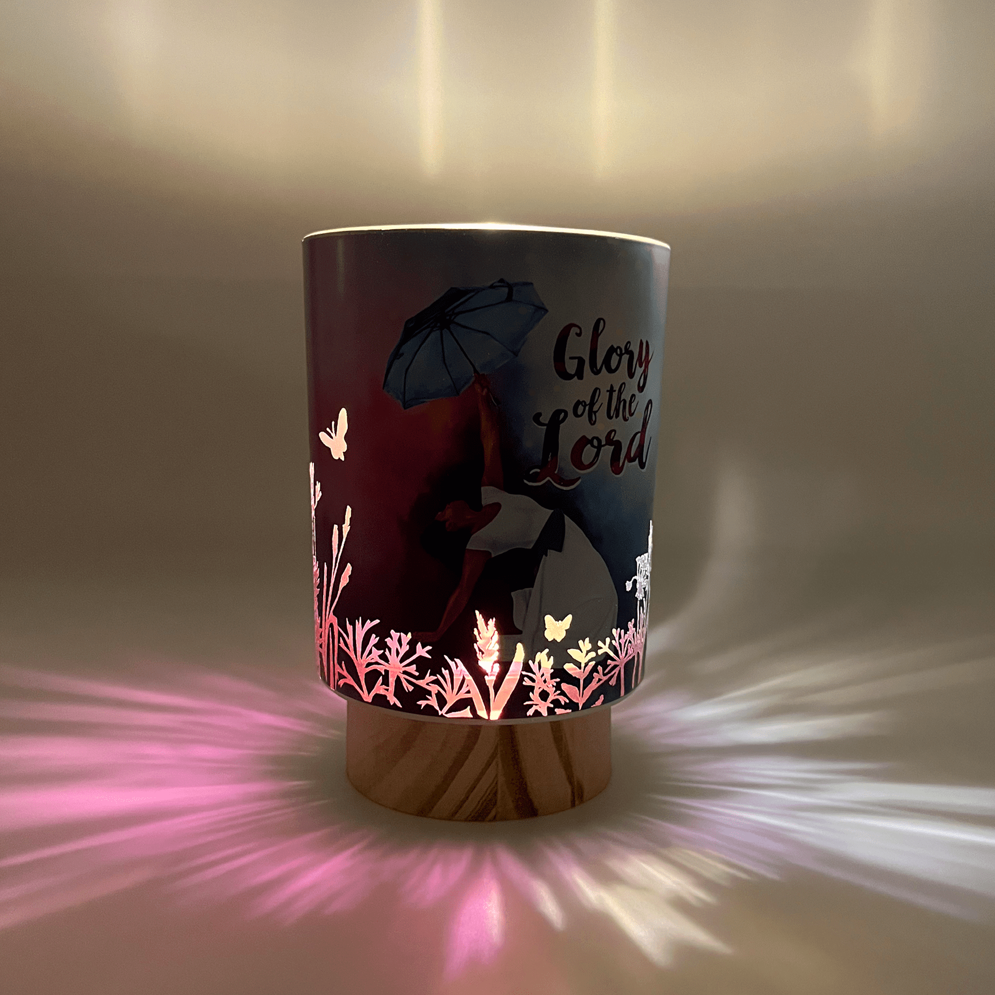 African American Expressions LED Flameless Candle – Christian Inspirational Battery Operated Candle with Uplifting Art – Spiritual & Religious Home Décor for Black Women – Glory to The Lord