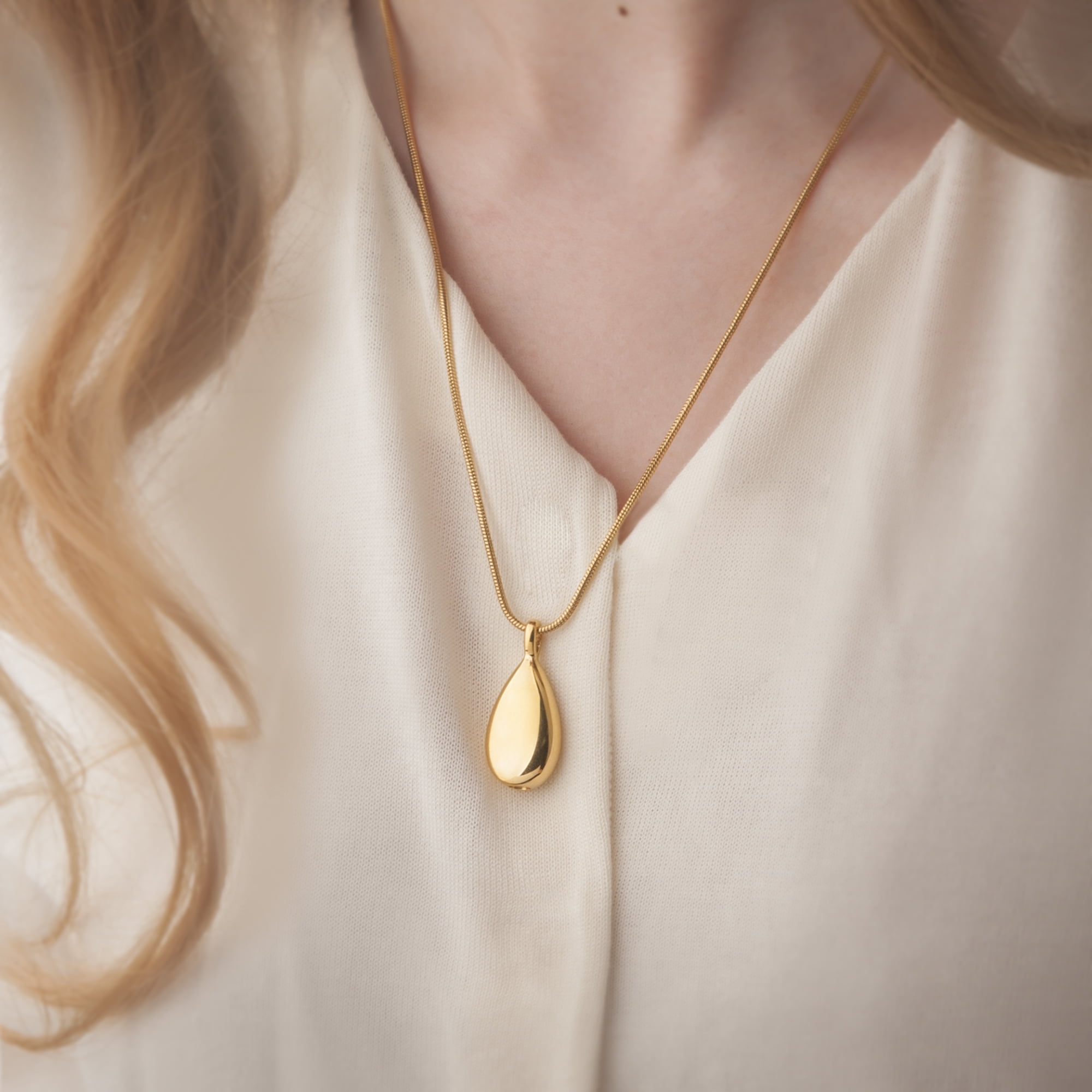 Anavia Memory Teardrop Keepsake Ashes Necklace, Urn Pendant Cremation Memorial Jewelry, Urn Necklace for Human Ashes - [Gold Necklace]