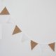 thumbnail image 5 of Banderas colgantes de la bandera del triángulo de la arpillera para la decoración nupcial de la propuesta de la boda del partido 03, 5 of 5