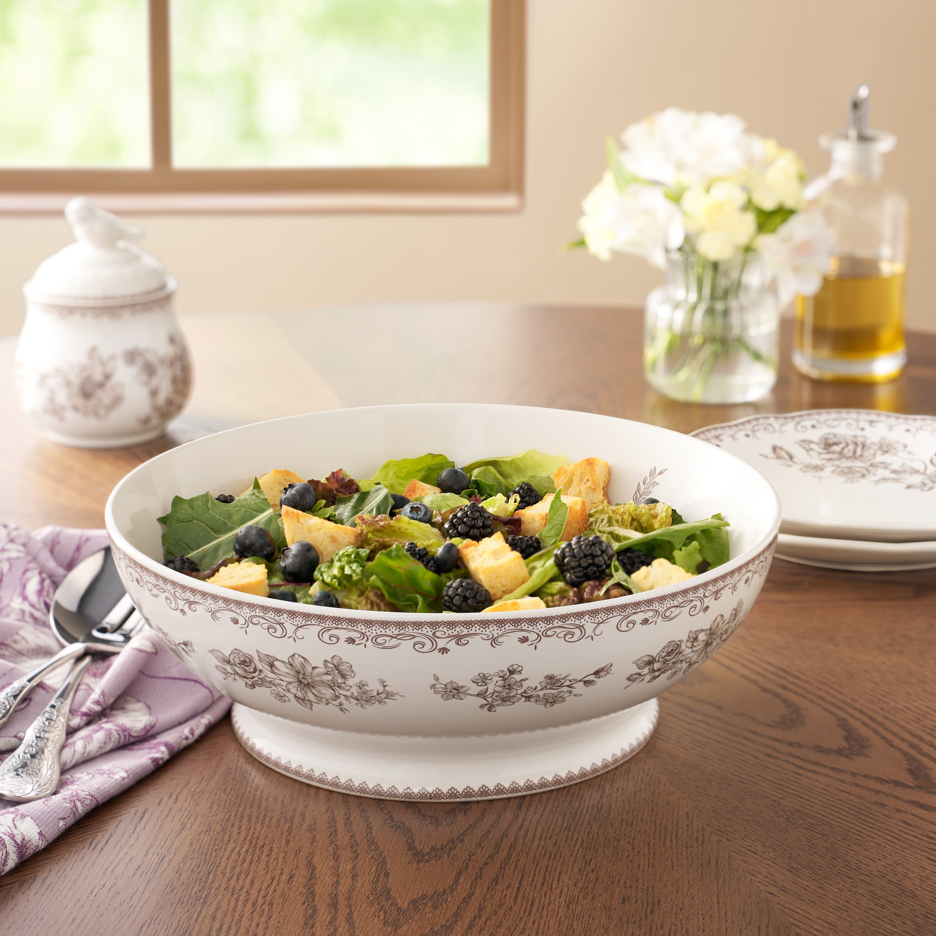 The Pioneer Woman Agatha Stoneware 11-inch Serving Bowl, Brown