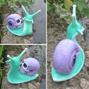 Lamuusaa Snail Garden Decor, Resin Skull Outdoor Sculpture Halloween Figurine Art Craft Ornament for Lawn Yard