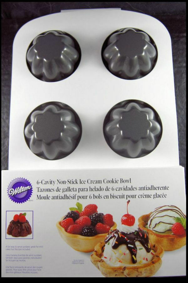 Ice Cream Cookie Bowl Nonstick Pan by Wilton 0329