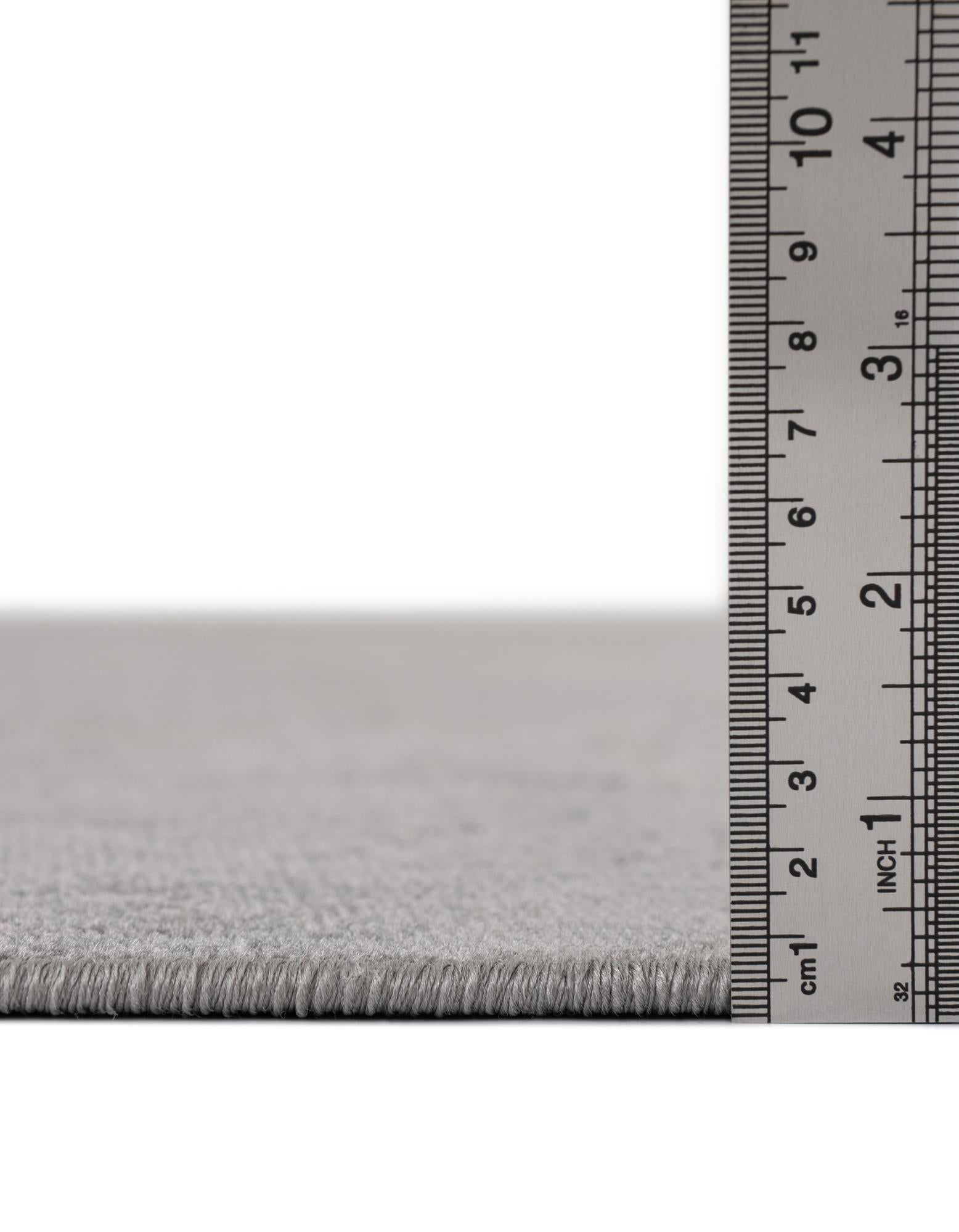 Unique Loom Valencia Collection Area Rug - Seville (5' 3" x 8' Rectangle Gray/Ivory)