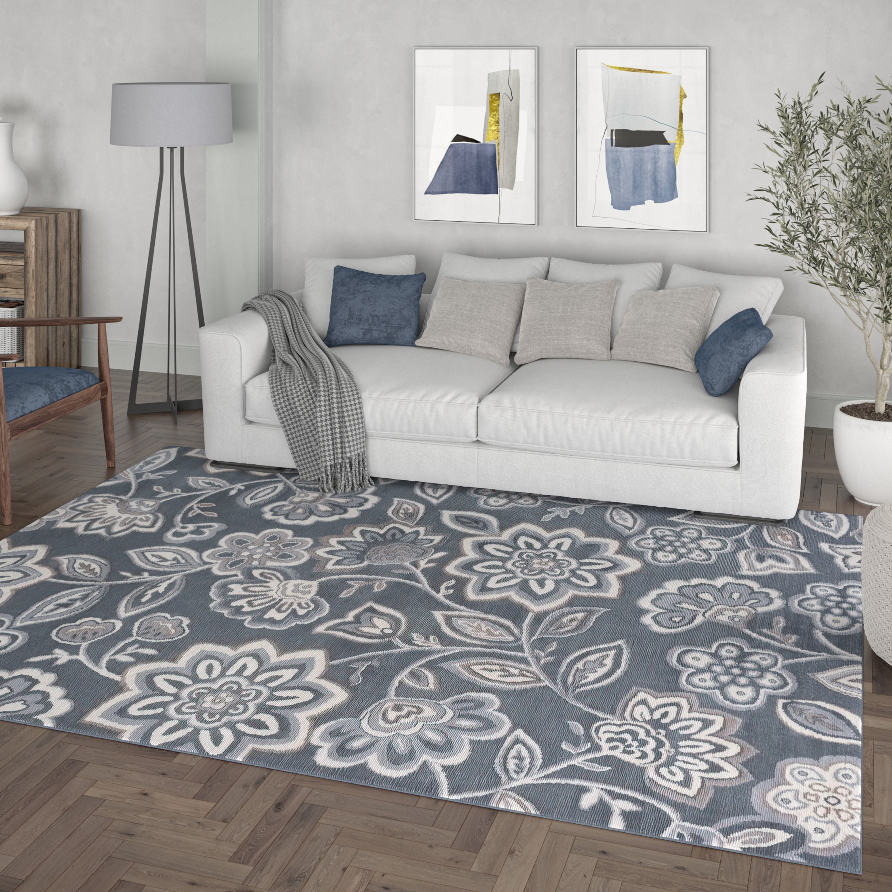 Madison Transitional 5' x 7' Gray and Cream Polypropylene Indoor Area Rug