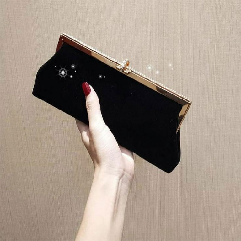 Black velvet clutch clearance purse