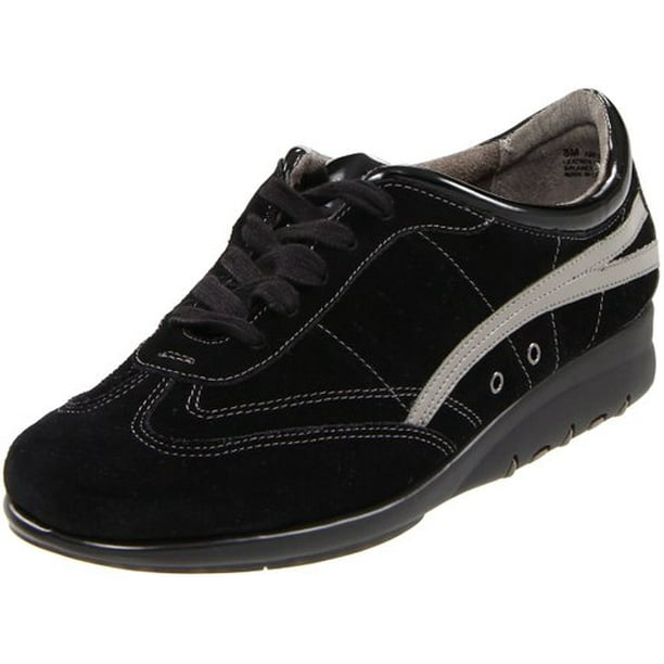 what stores sell aerosoles shoes