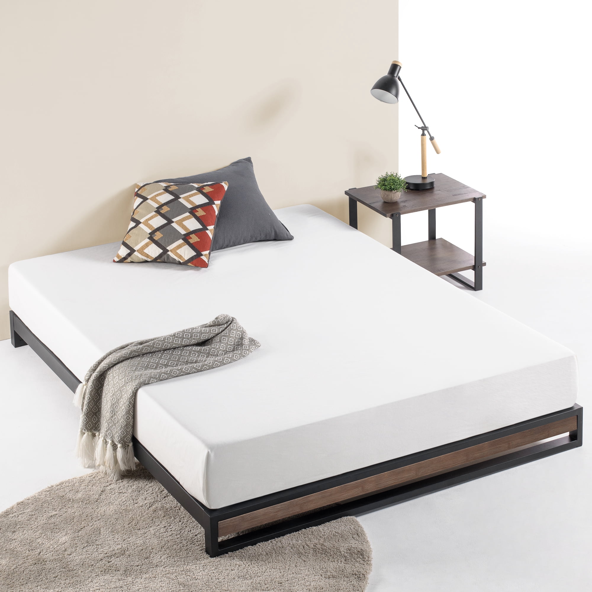Zinus Good Design Winner Suzanne 6" Bamboo and Metal Platform Bed, Gray Wash, King