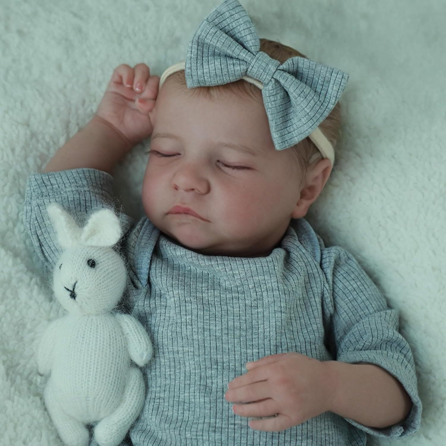 19 Inch Lifelike Reborn Baby Dolls Sleeping Realistic Newborn Baby Doll Handmade Real Life Baby Dolls with  Accessories for 3+ Year Old Girls Gifts