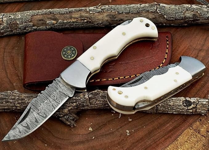 Poshland Damascus Steel Folding Pocket Knife - Handmade, Compact for Camping & Hunting