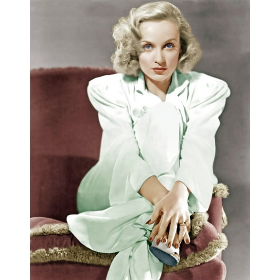 Carole Lombard Circa 1939 Photo Print (8 x 10)