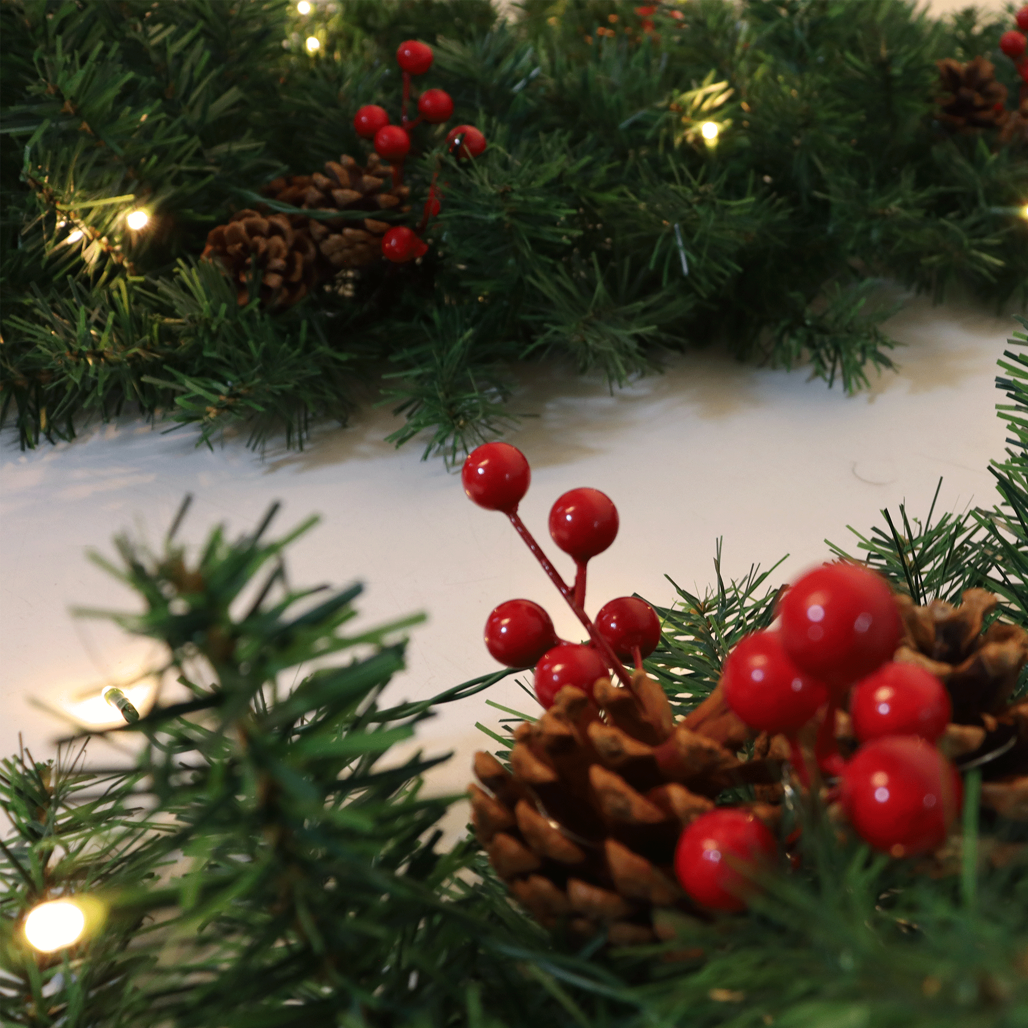 Yexmas 9ft Pre-Lit Christmas Garland with 45 LED Lights photo 4