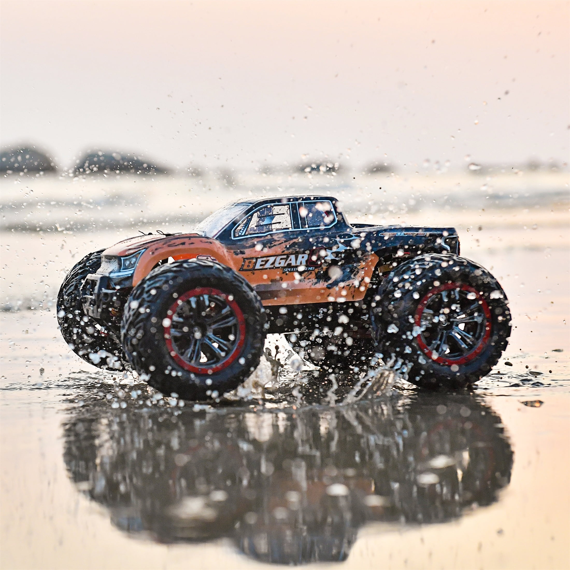 YCFUN Hobby Grade 1:12 RC Monster Truck, 4WD High-Speed 45km/h Off-Road RC Truck with Rechargeable Battery, All-Terrain RC Car for Kids Boys & Adults