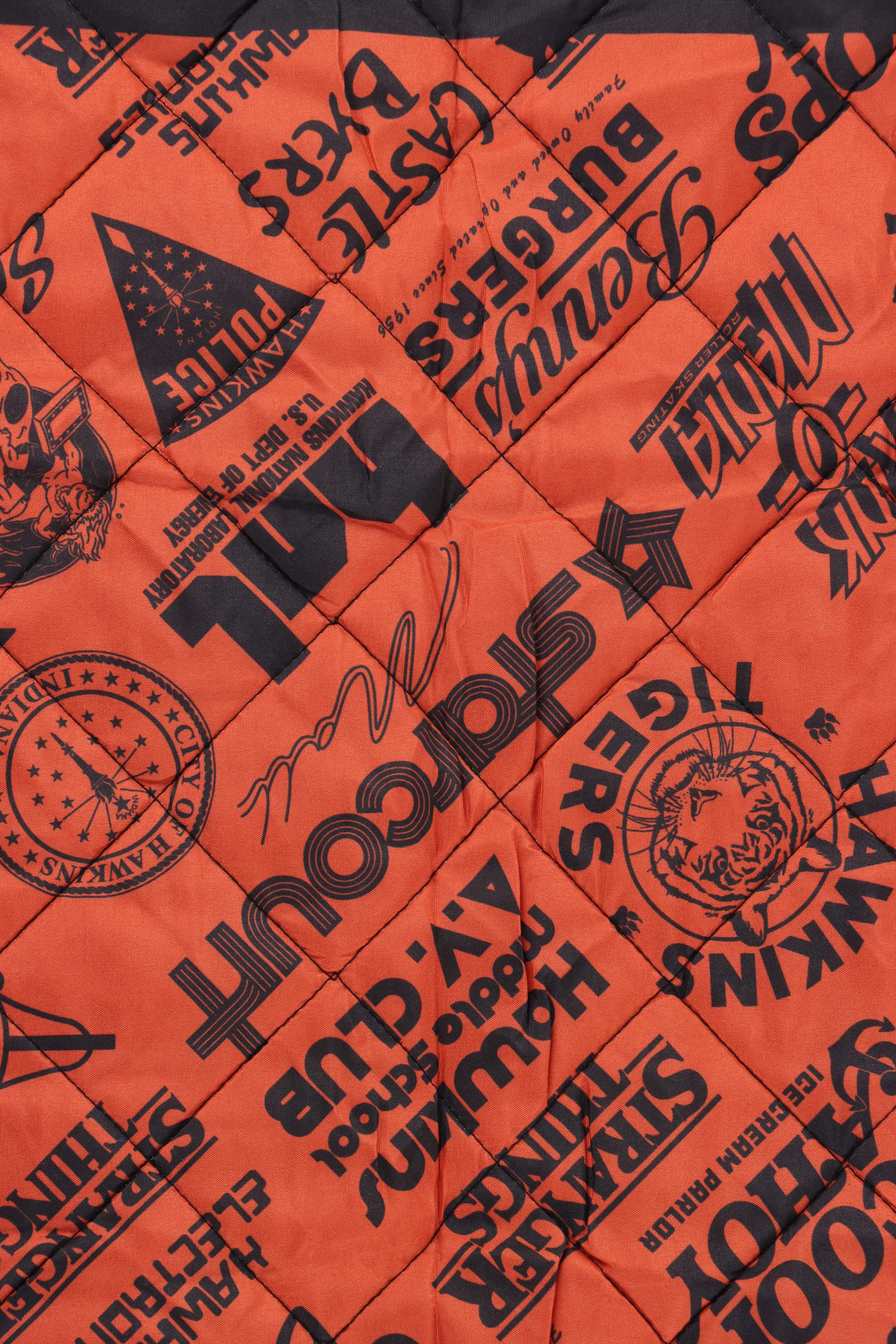 Netflix Stranger Things Nostalgia 2 piece Multicolor Quilt and Sham Bedding Set, Twin/Full