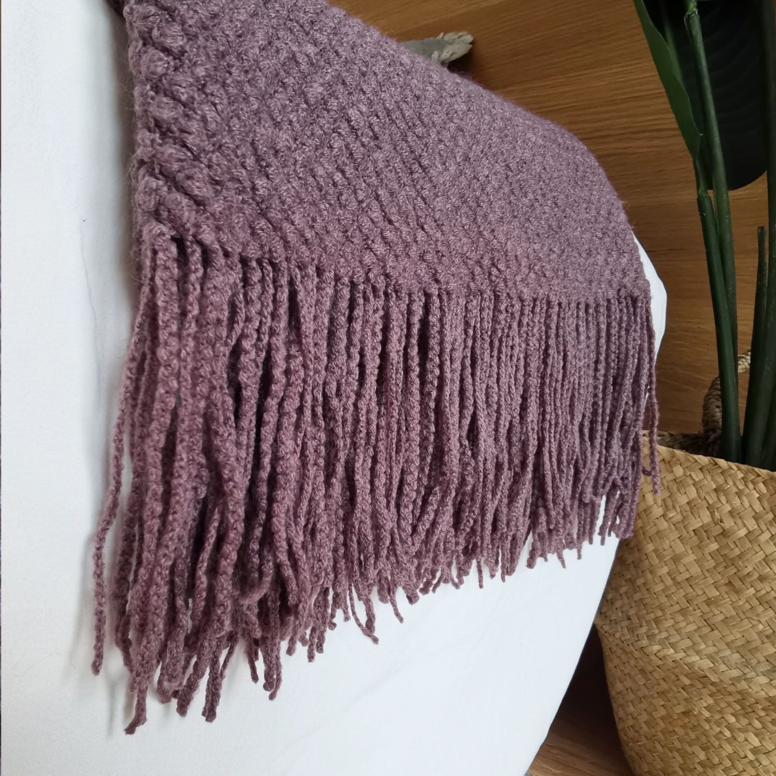 LOMAO Knitted Throw Blanket with Tassels Bubble Textured Lightweight Throws for Bed,Chair,Sofa,Living Room,Home Decor (Pale Lavendar,50*60 in)