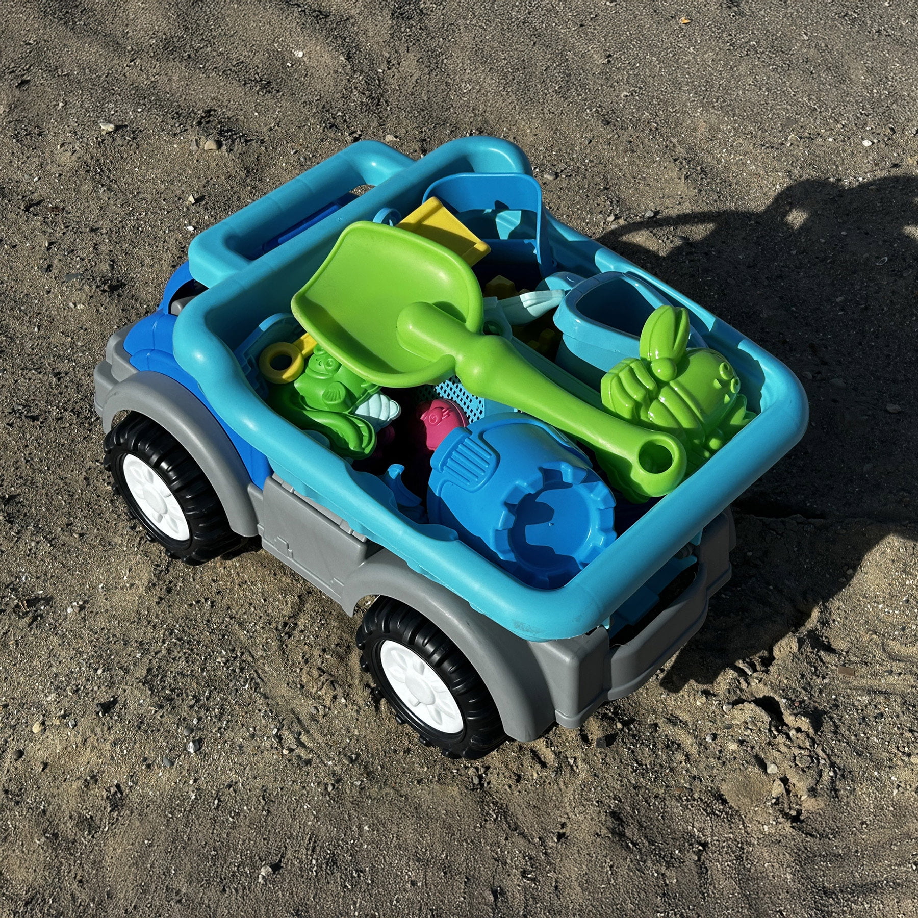 American Plastic Toys Large Dump Truck Sand Toys Set