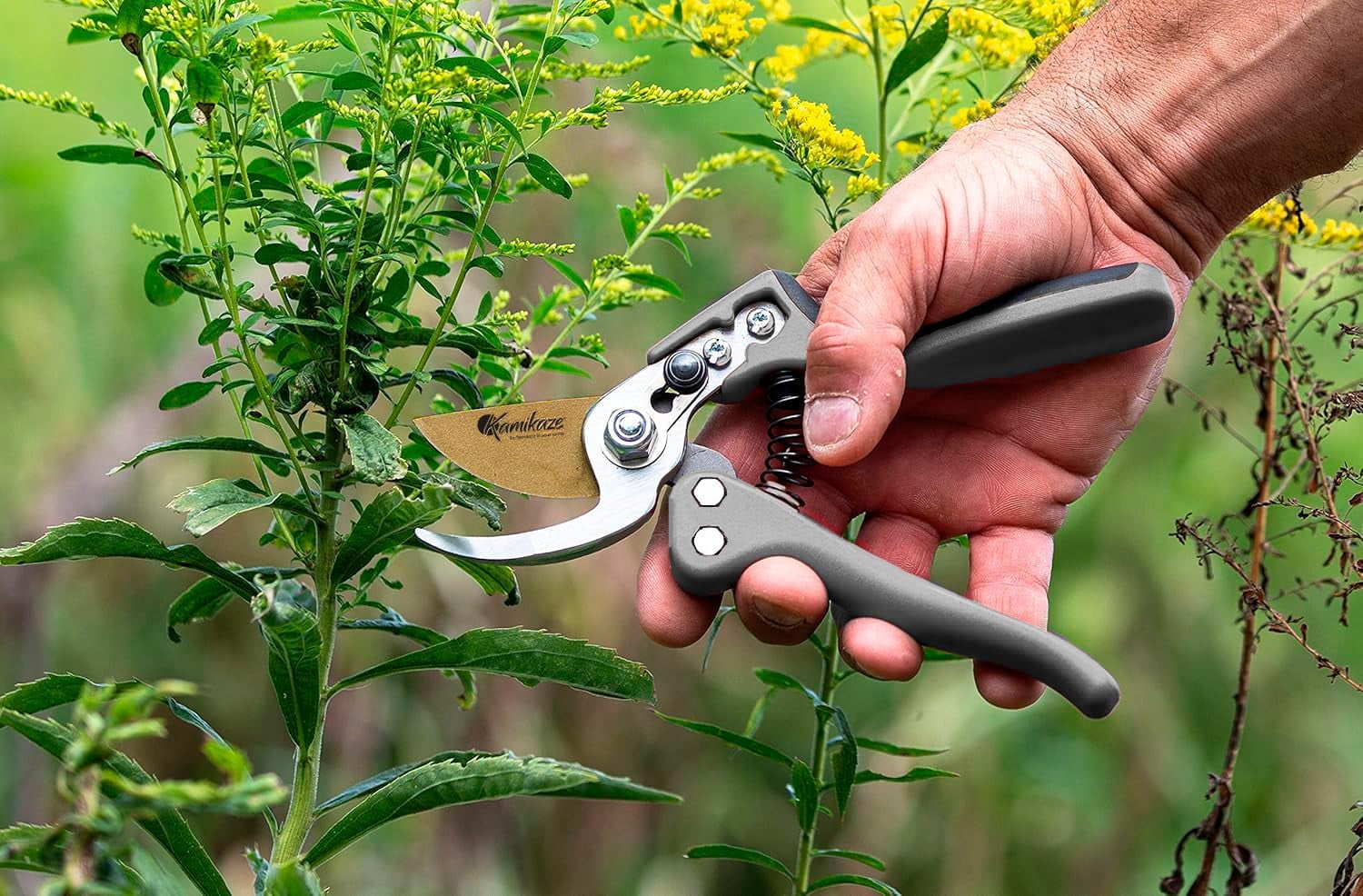 EZ Kut Kamikaze Force Bypass Pruning Shears Heavy Duty - Best Pruners for Gardening and Gardening Gifts for Women and Men - Gardening Hand Tools with a since 1988