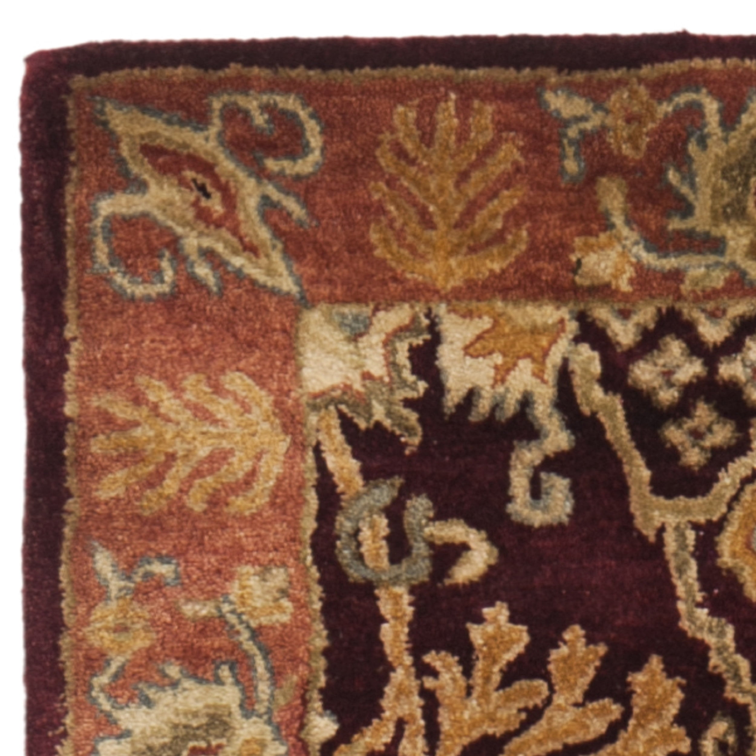 SAFAVIEH Bergama BRG190C Handmade Red / Rust Rug
