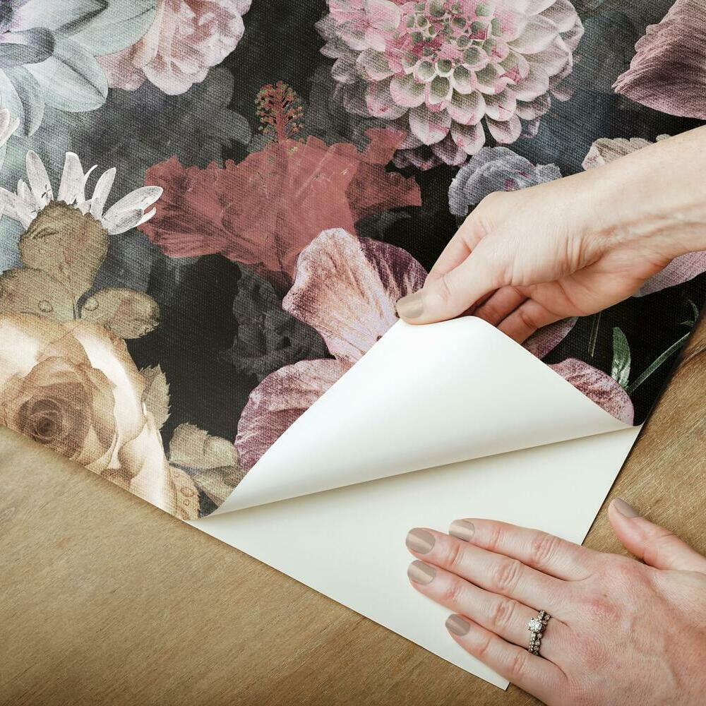 Vintage Floral Blooms Peel and Stick Wallpaper
