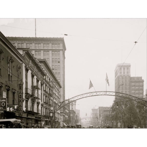Art.com Columbus, Ohio, High St. North from State Stretched Canvas Print Wall Art, 16" x 12"