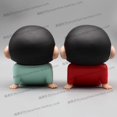 thumbnail image 4 of Figuras de dibujos animados de Crayon Shin-chan, soporte para teléfono móvil, colección de estatuas, decoración de escritorio, juguete, regalos de cumpleaños, 12cm, 4 of 5