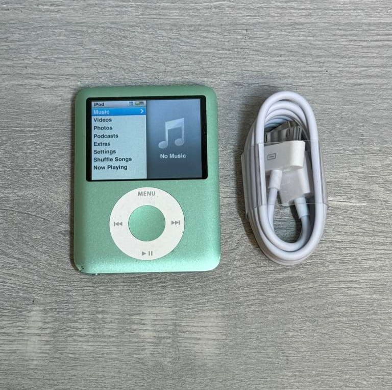 Apple iPods in Portable Audio | Green - Walmart.com
