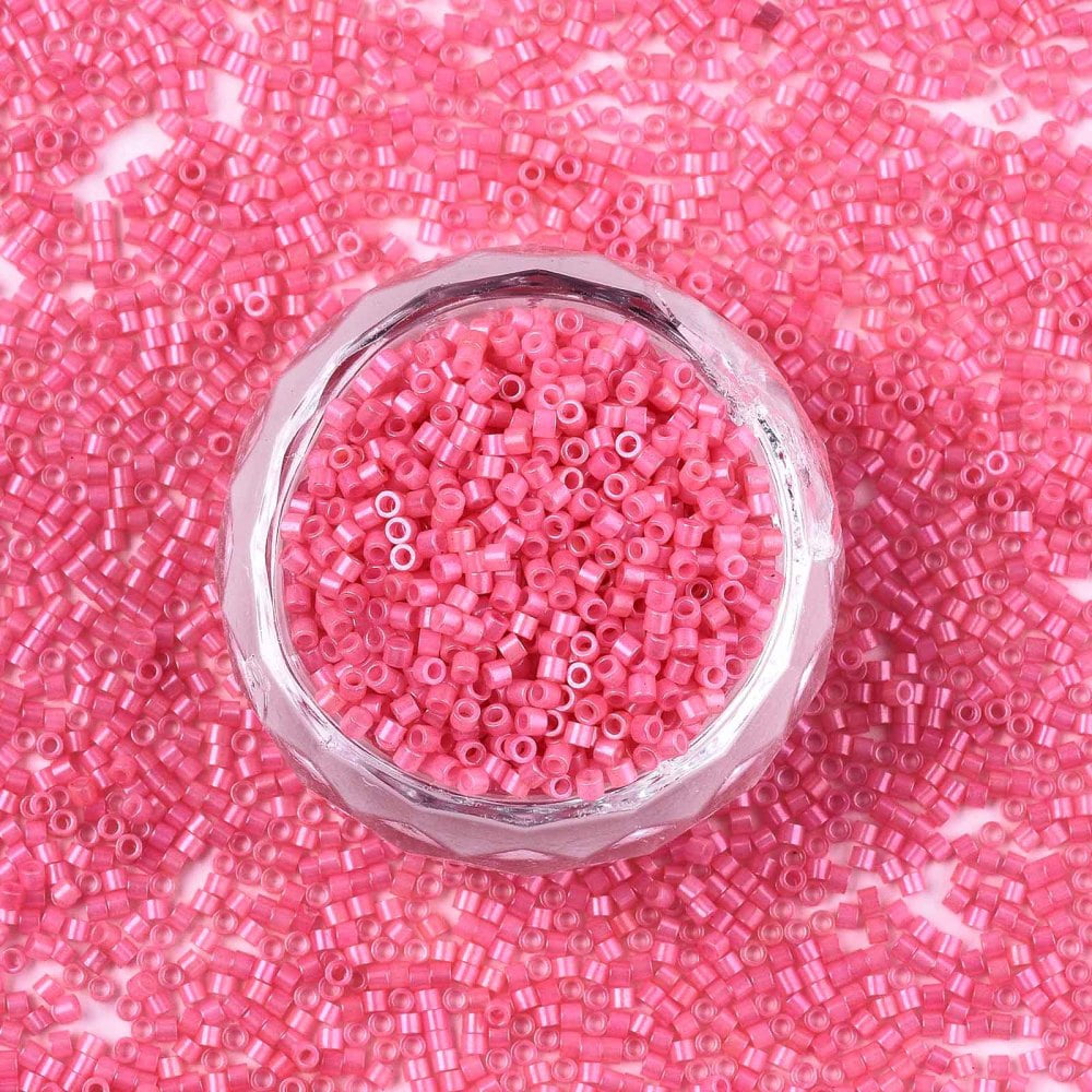 1bag 11/0 Grade A Glass Seed Beads Cylinder Uniform Seed Bead Size Baking Paint Hot Pink 1.5x1mm Hole: 0.5mm about 20000pcs/bag