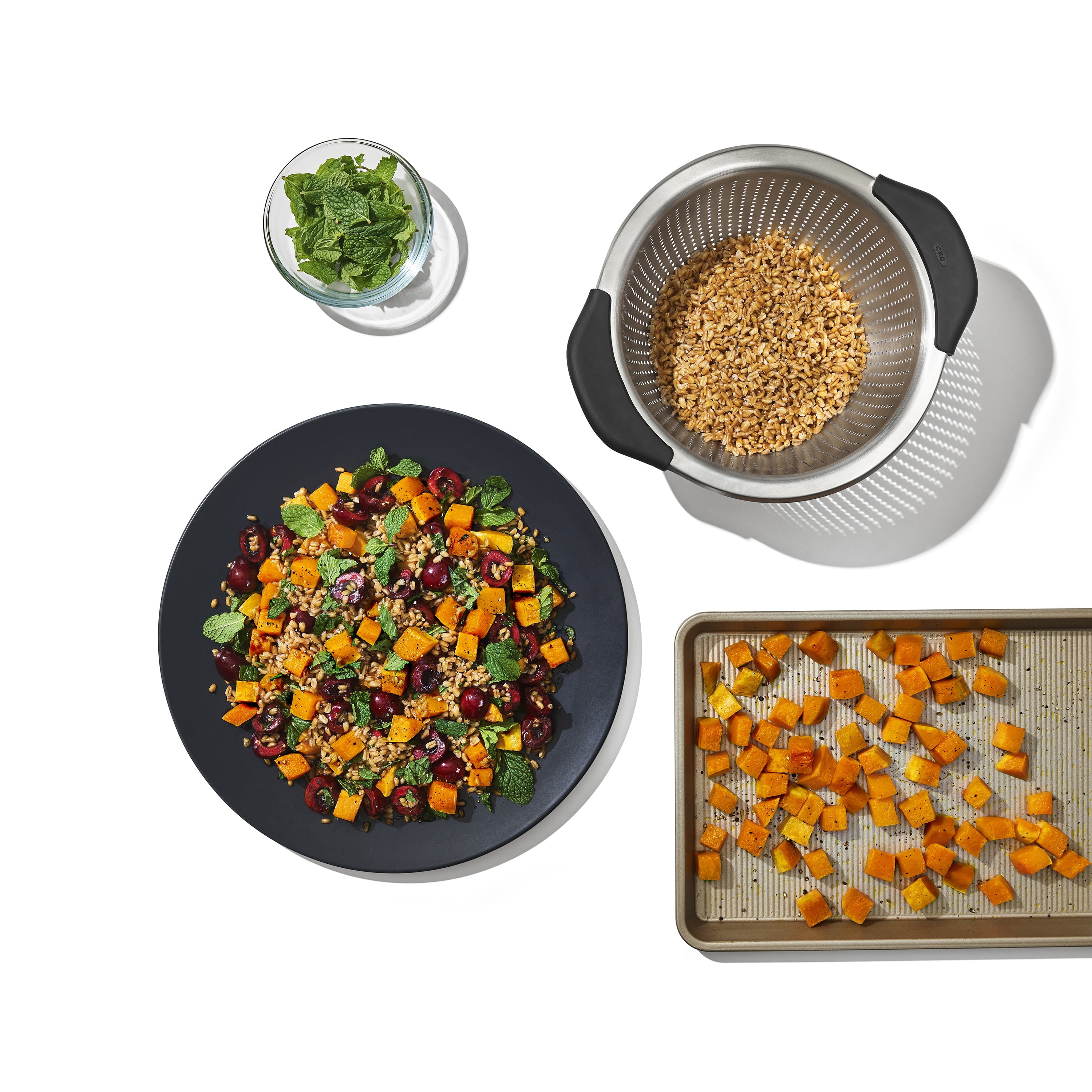 OXO SoftWorks 3-Quart Stainless Steel Colander with Non-Slip Handles and Elevated Base