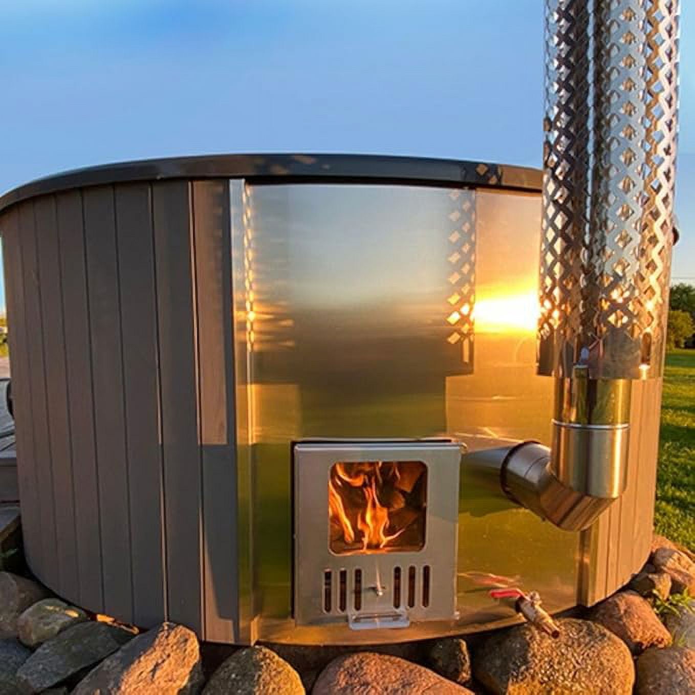 Model S4N Wood-Fired Hot Tub Soak-Series Home Wood-Burning Hot Tub, Natural, Up to 6 Persons, Thermo-Spruce