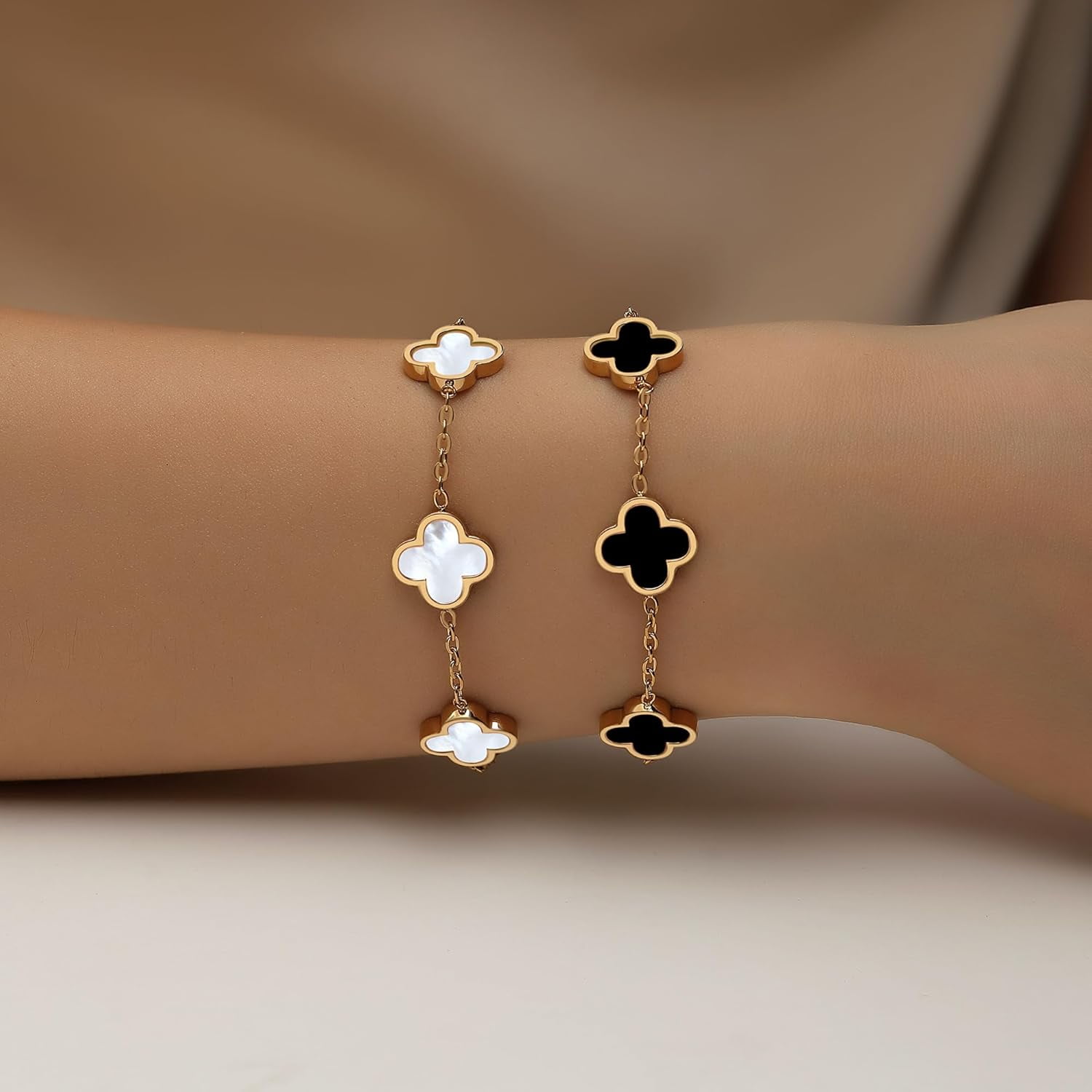 18K Gold Plated Clover Bracelet Set for Women White/Black/Gold/Silver/Green/Pink Adjustable Link Double-Sided Lucky Bracelets Trendy Bracelets Set Jewelry Gifts for Women Men