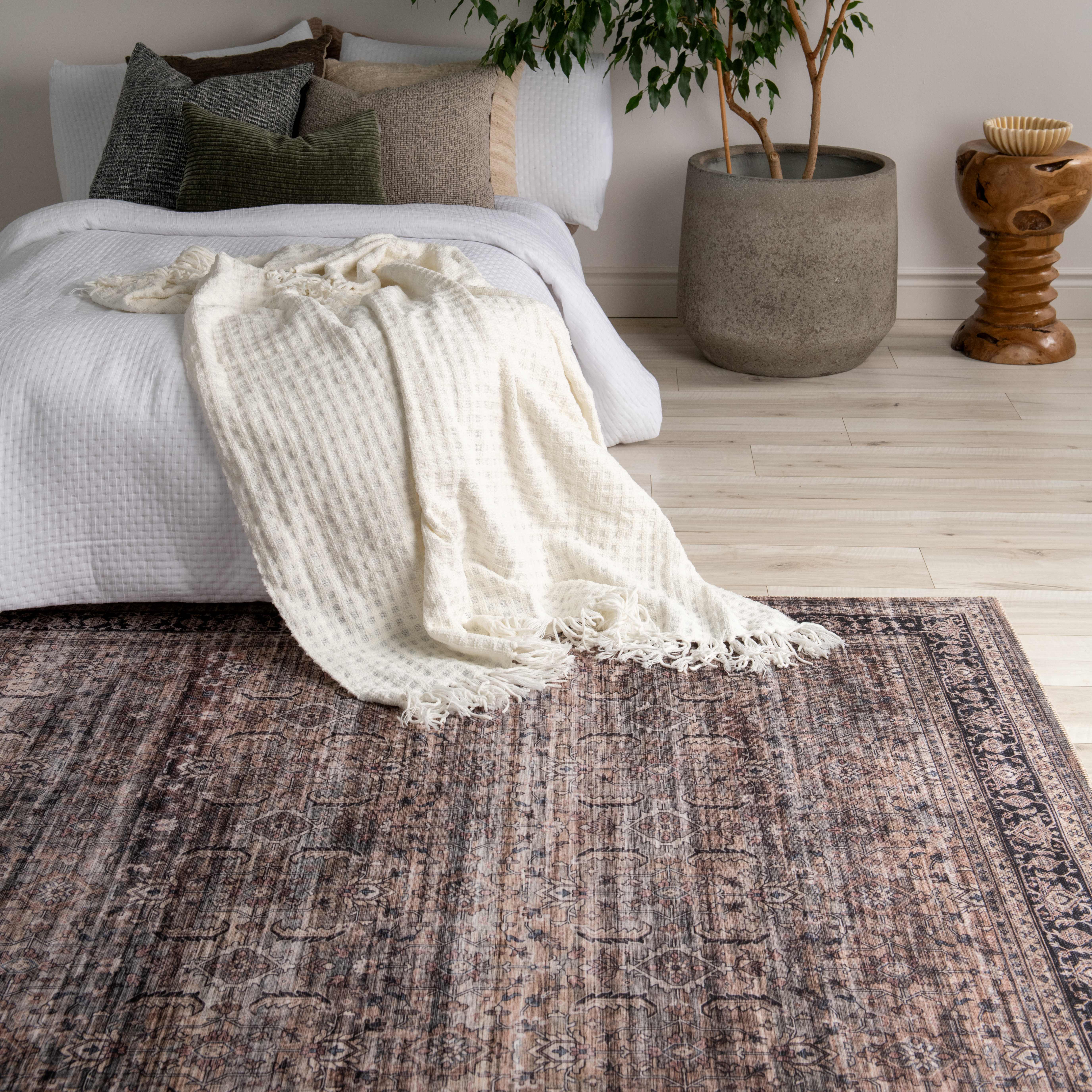 Rug Branch Emir Collection Traditional Oriental Distressed Water-Repellent Area Rug