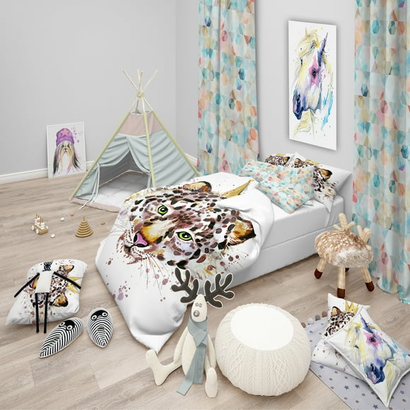 Designart 'Leopard Head with Golden Crown - Tropical Duvet Cover Set