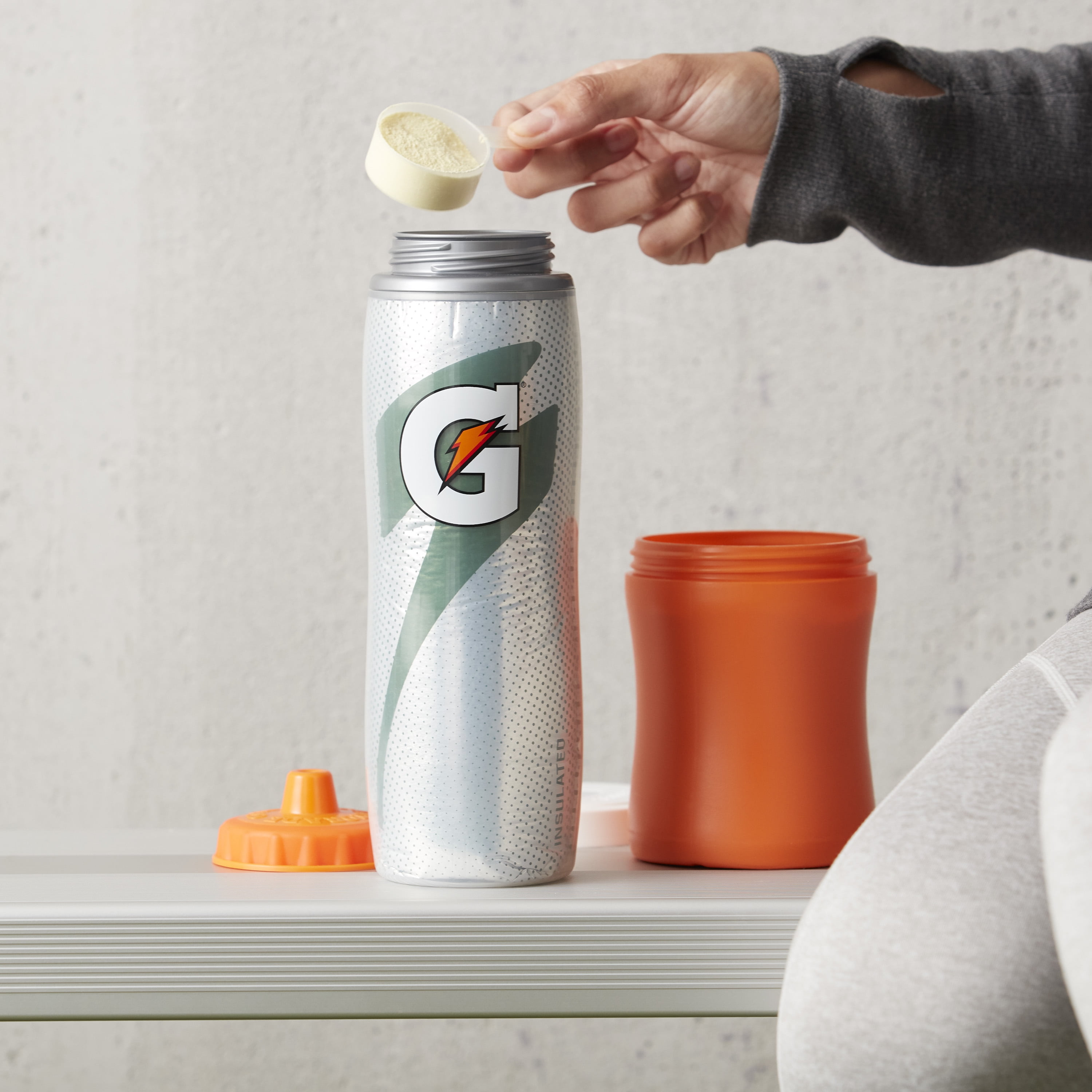 Gatorade Insulated Squeeze Bottle, Black, BPA Free, Double-Wall Insula –  AERii
