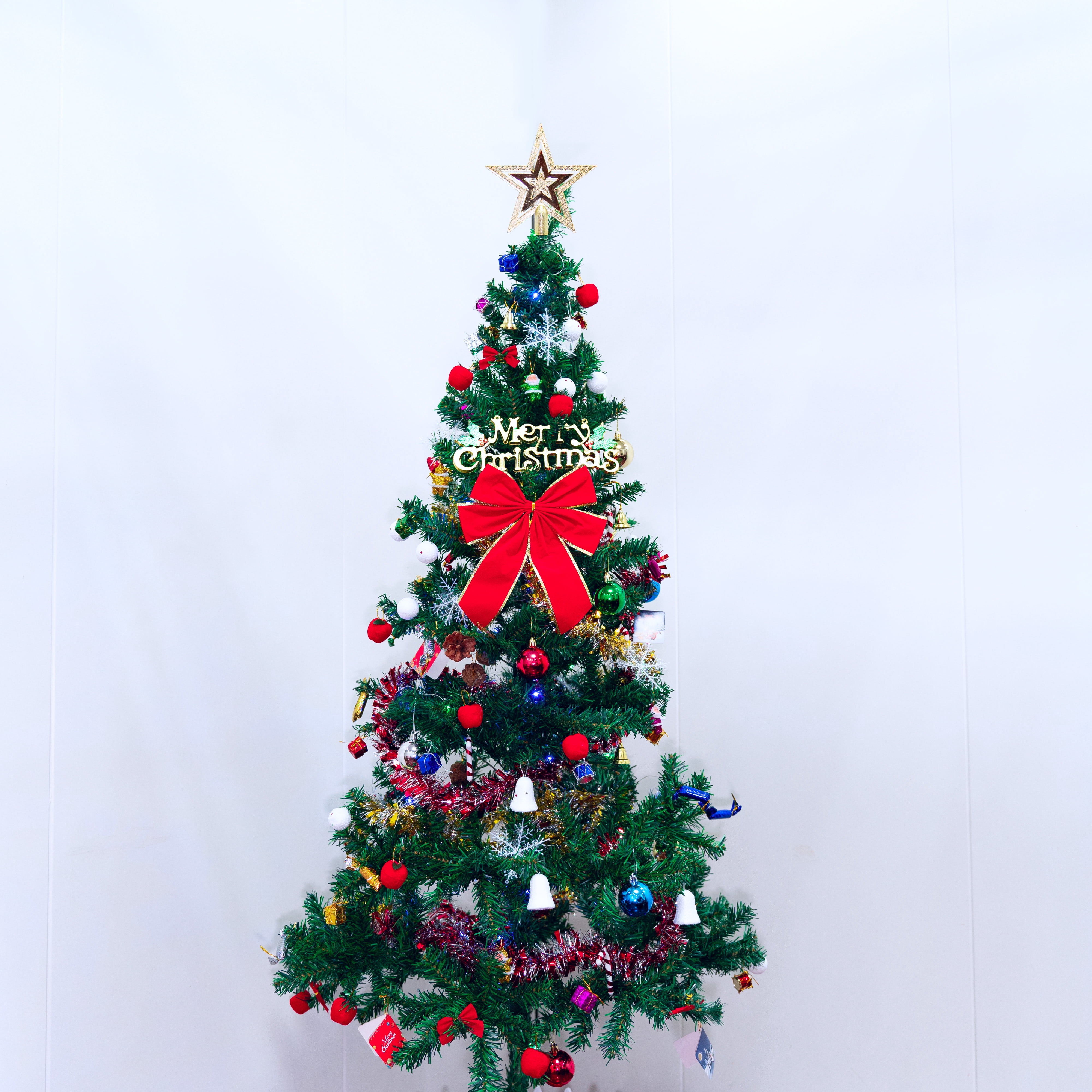 Astoutdoor 6 ft Artificial Christmas Tree with LED Lights, 195 Pendants, Tree Skirt and Guardrails, Indoor Use