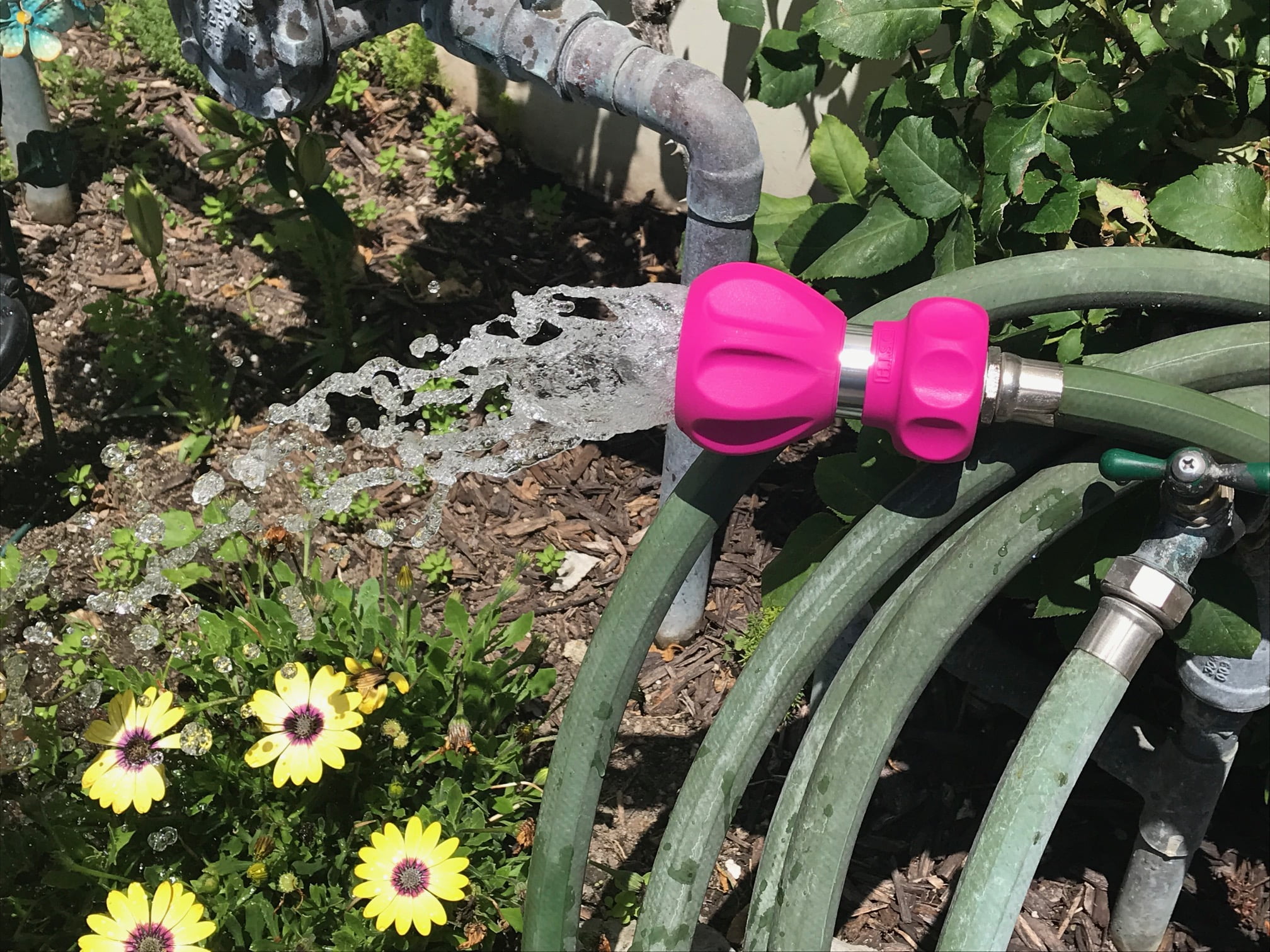 Ultimate Innovations Original Hose Nozzle- Pink