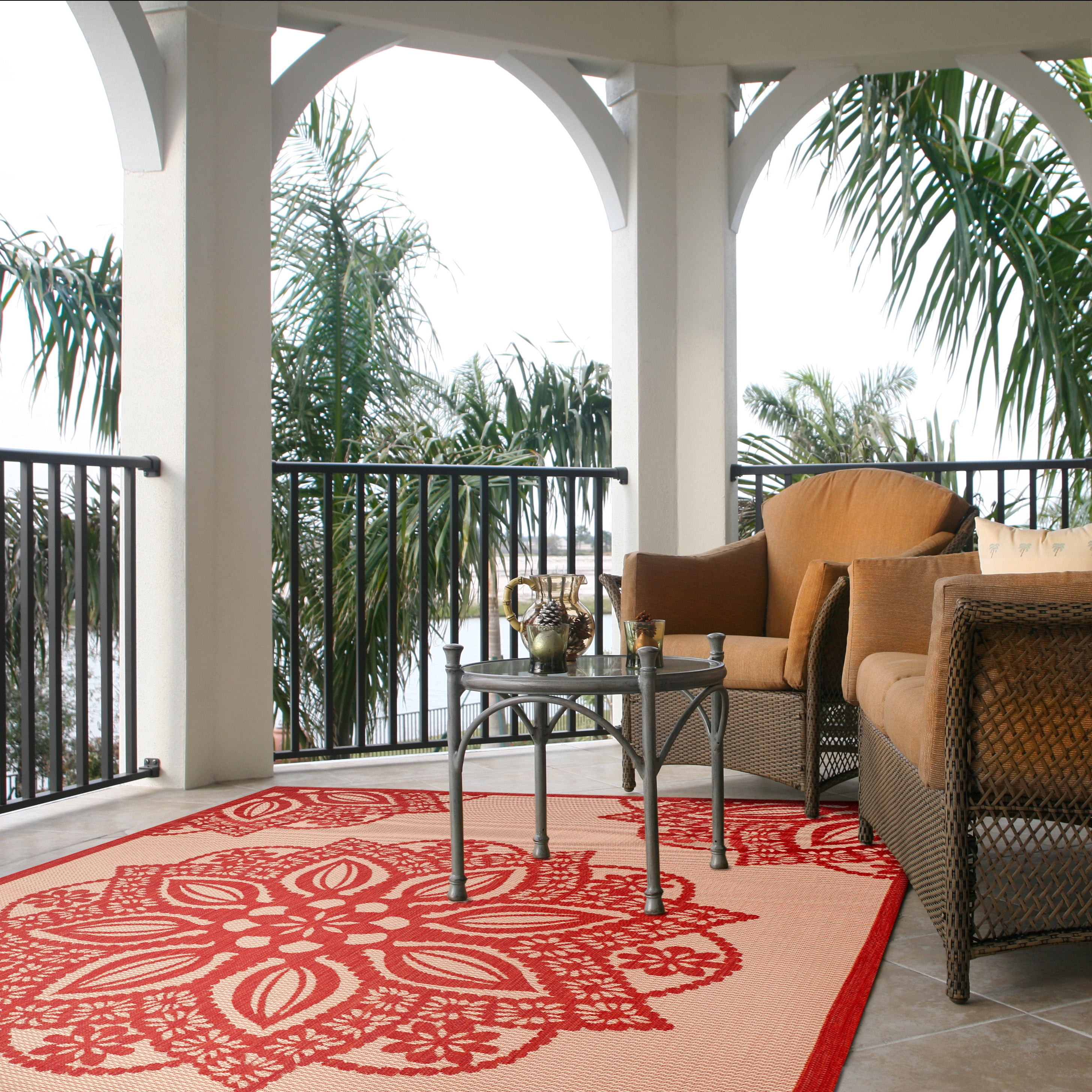 Safavieh Courtyard Millicent Medallion Indoor/Outdoor Area Rug, Beige/Red, 5'3" x 7'7"