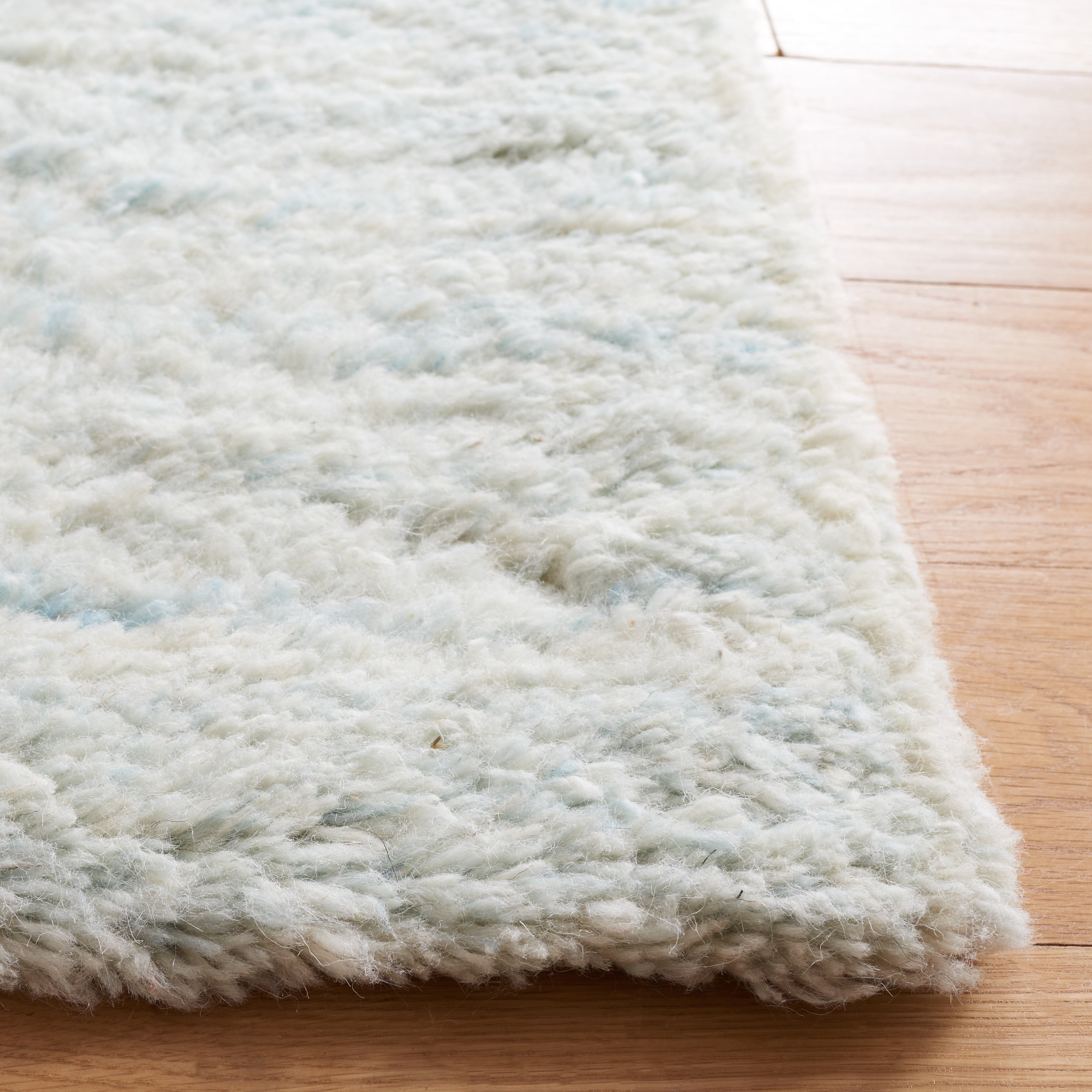 SAFAVIEH Casablanca Eugene Solid Runner Rug, Light Blue, 2'3" x 9'