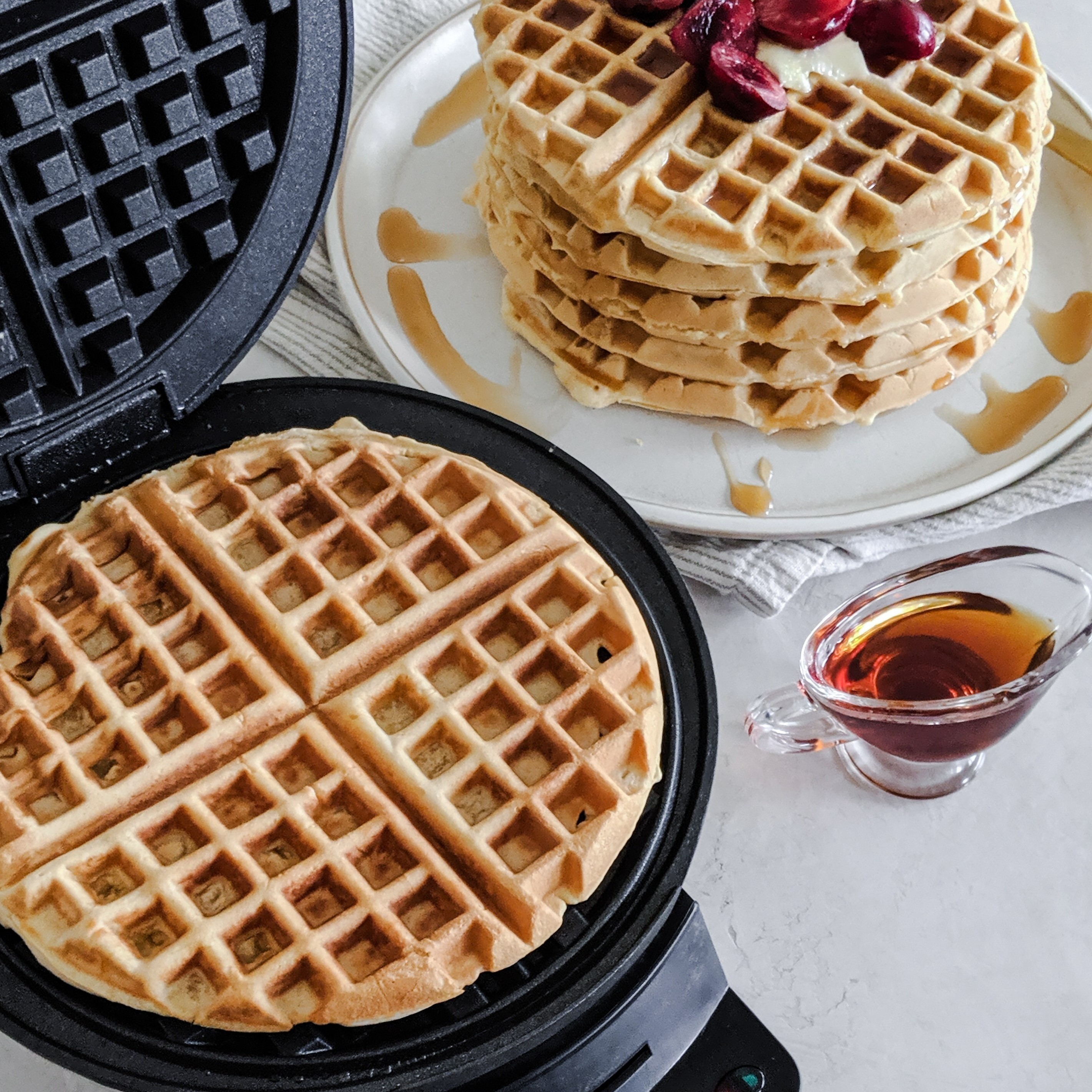 Cuisinart Round Classic Electric Waffle Maker Stainless Steel photo 8