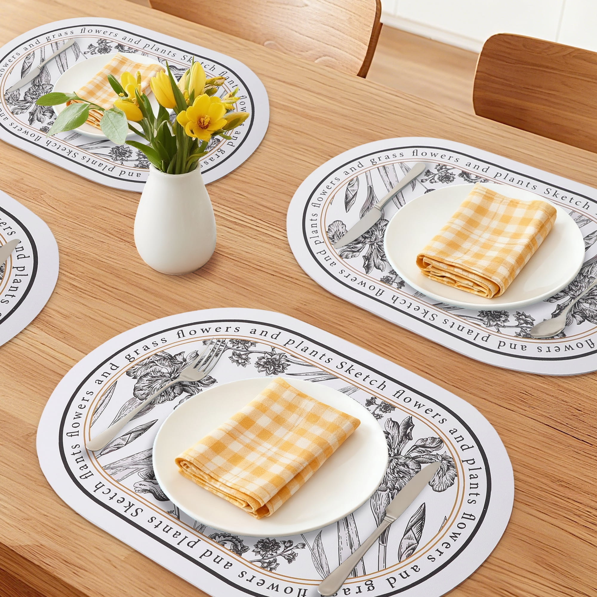 Placemats Set of 6 Floral Leather Placemats for Kitchen Dining Table Decor Heat Resistant Table Placemats Wipeable Table Mat Beige 17.7*11.8inch