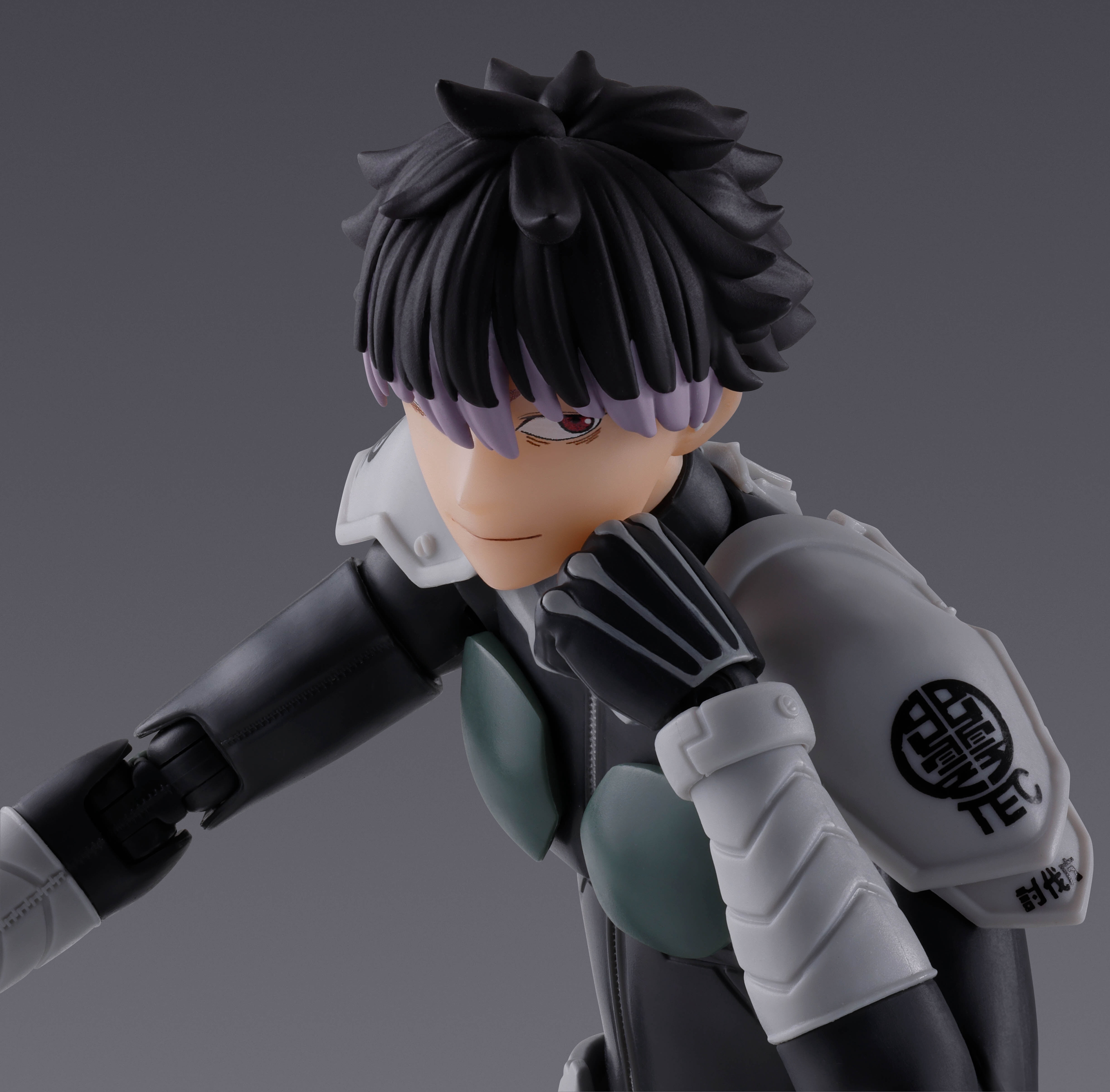 TAMASHII Kaiju No 8 Gen Narumi SHFiguarts