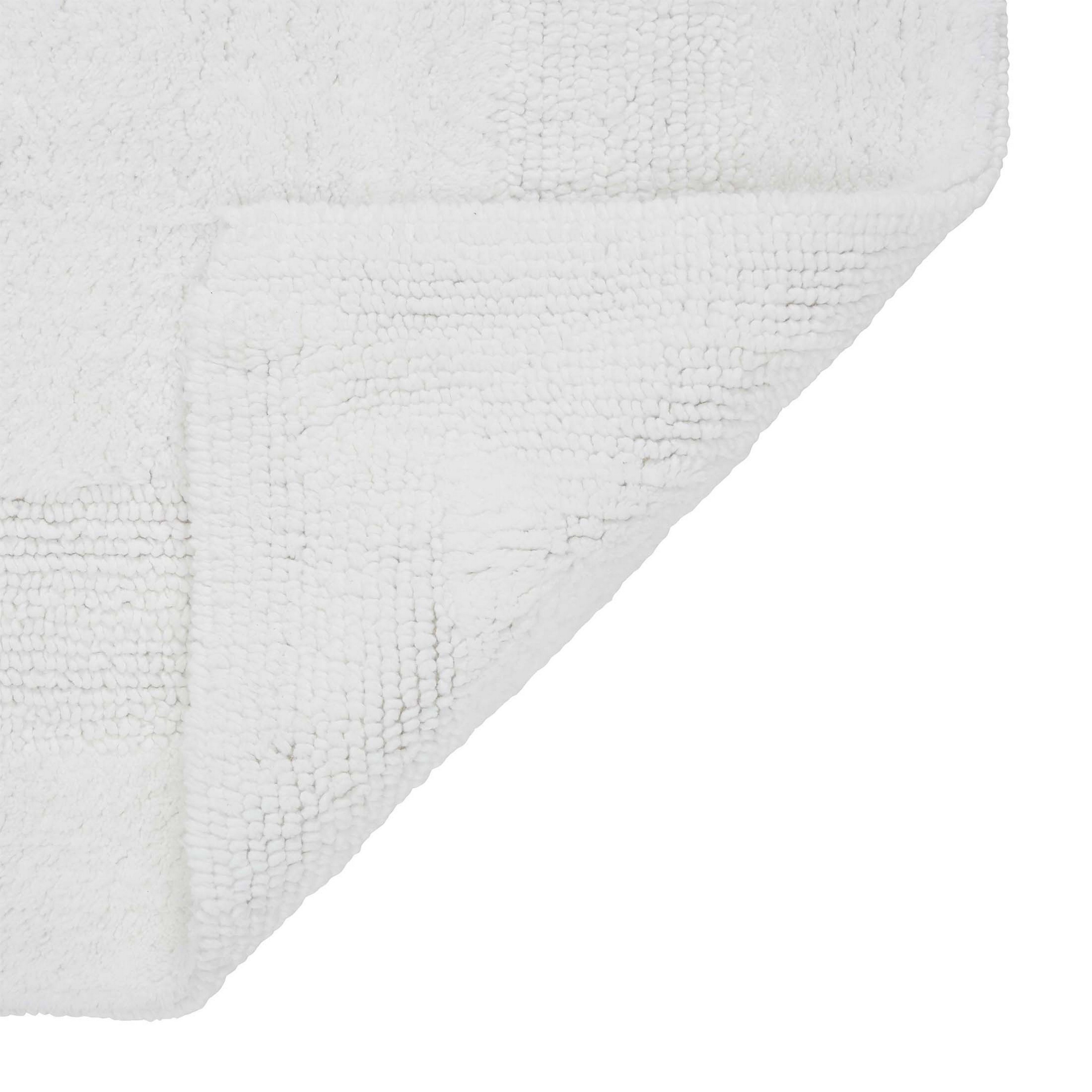 VCNY Home Jessica Bright White Ring Spun Cotton Reversible Bath Runner, 24" x 60"